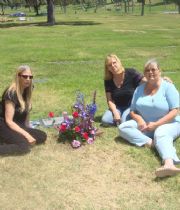 Madge Almeda Cott's Memorial