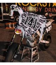 Anthony  Hart's Memorial
